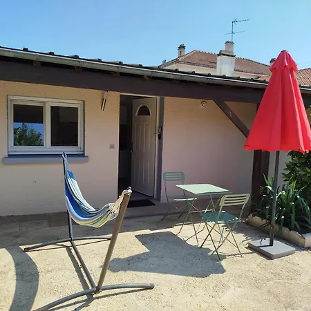 Cosy 15 M2 Au Fond Du Jardin Apartment *